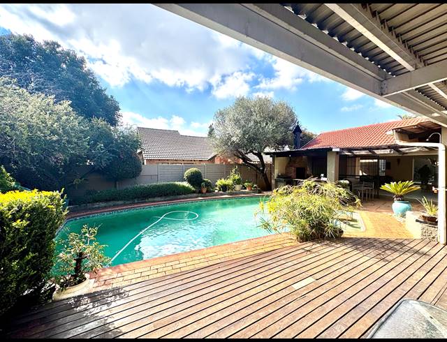 3 BEDROOM HOUSE FOR SALE IN BUURENDAL